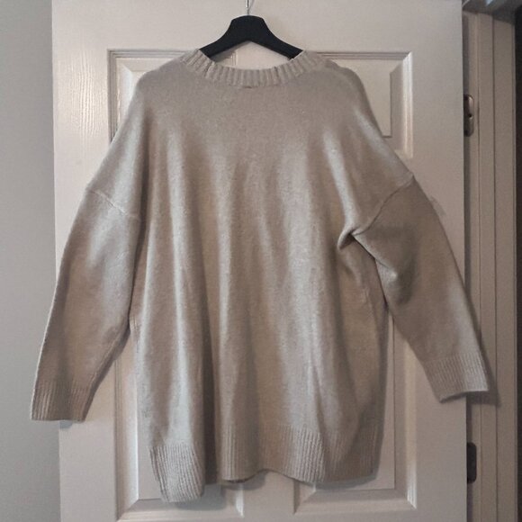 NWT Torrid Vegan Cashmere Boyfriend Cardigan V-Neck Sweater Size 1X 14-16 NEW - Picture 10 of 12